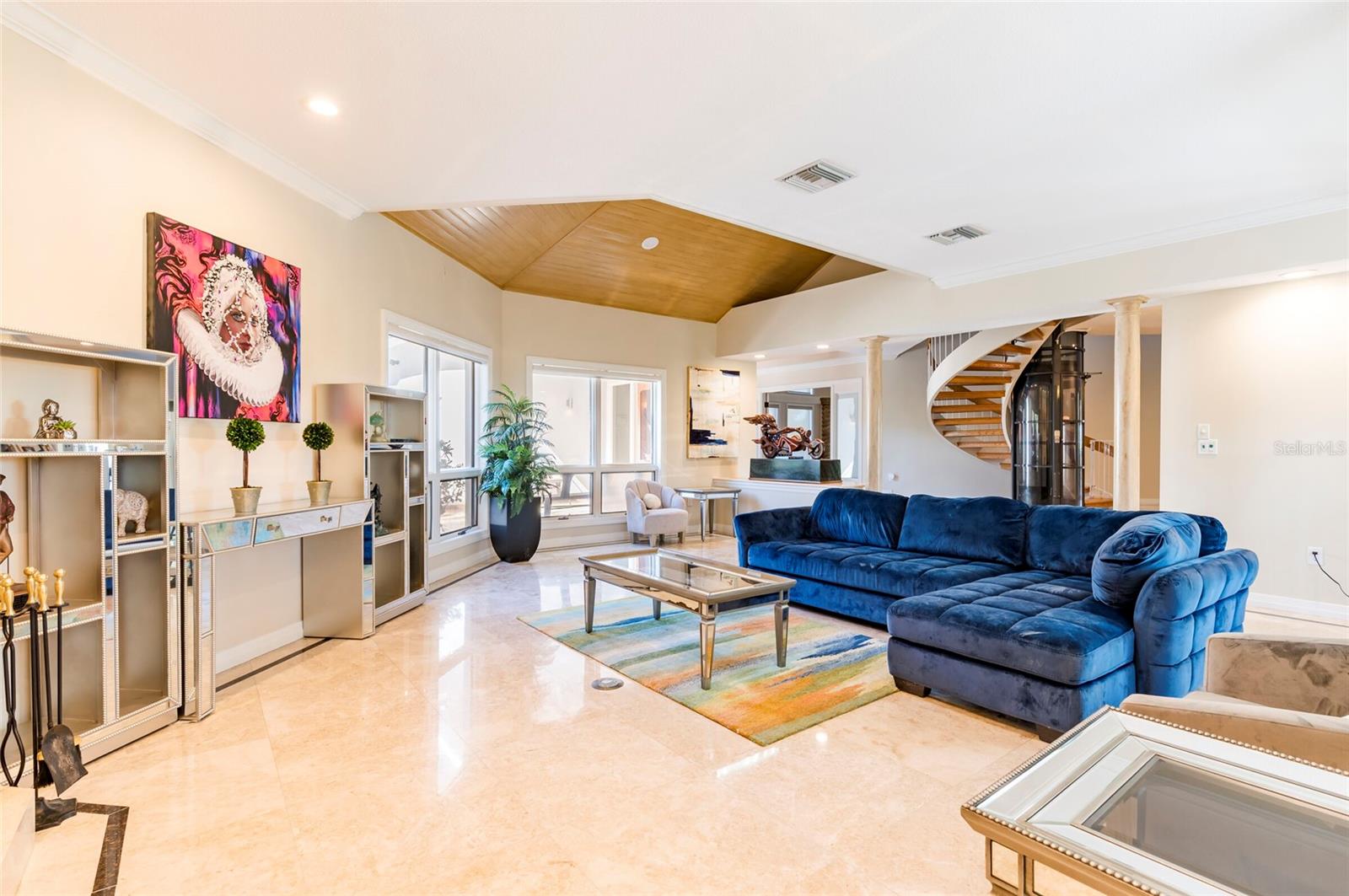 CARLTON ESTATES - Residential