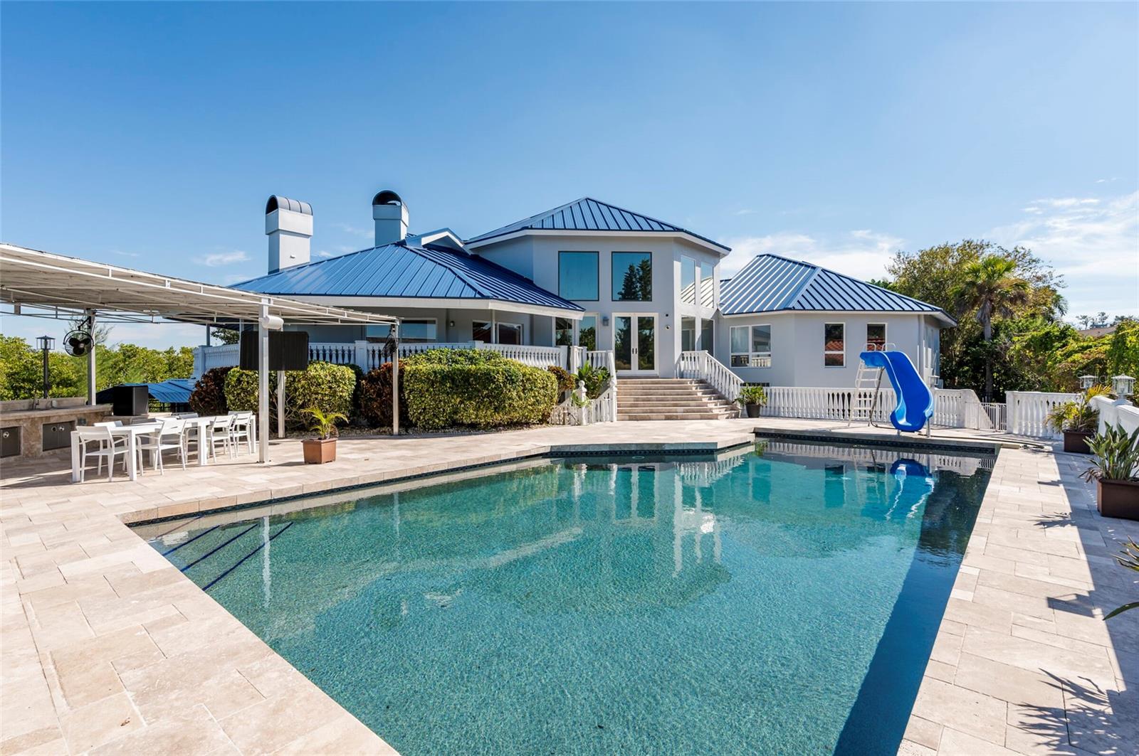 CARLTON ESTATES - Residential