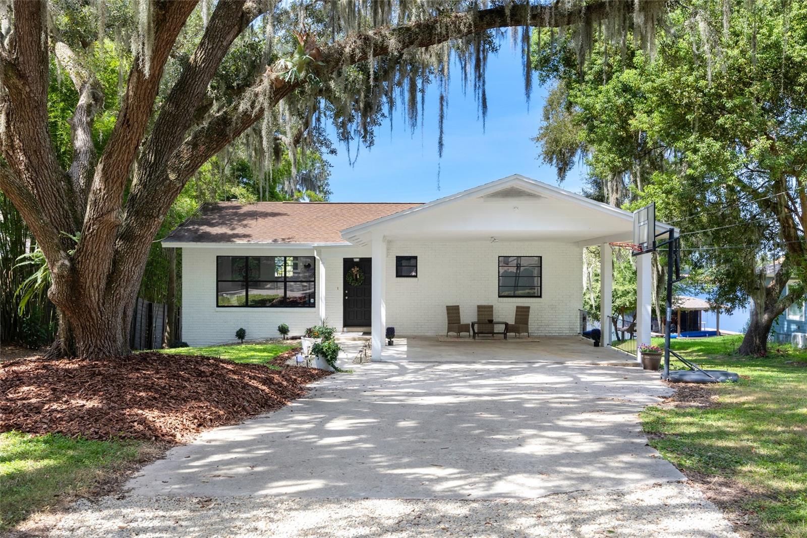 38 LIVE OAK ROAD