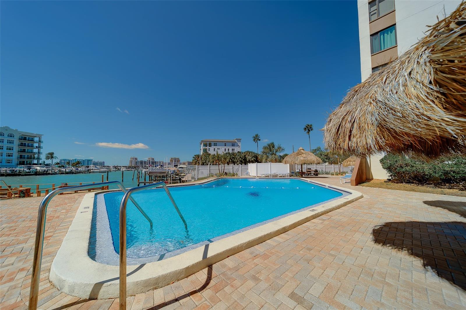 DOLPHIN COVE CLEARWATER - Residential