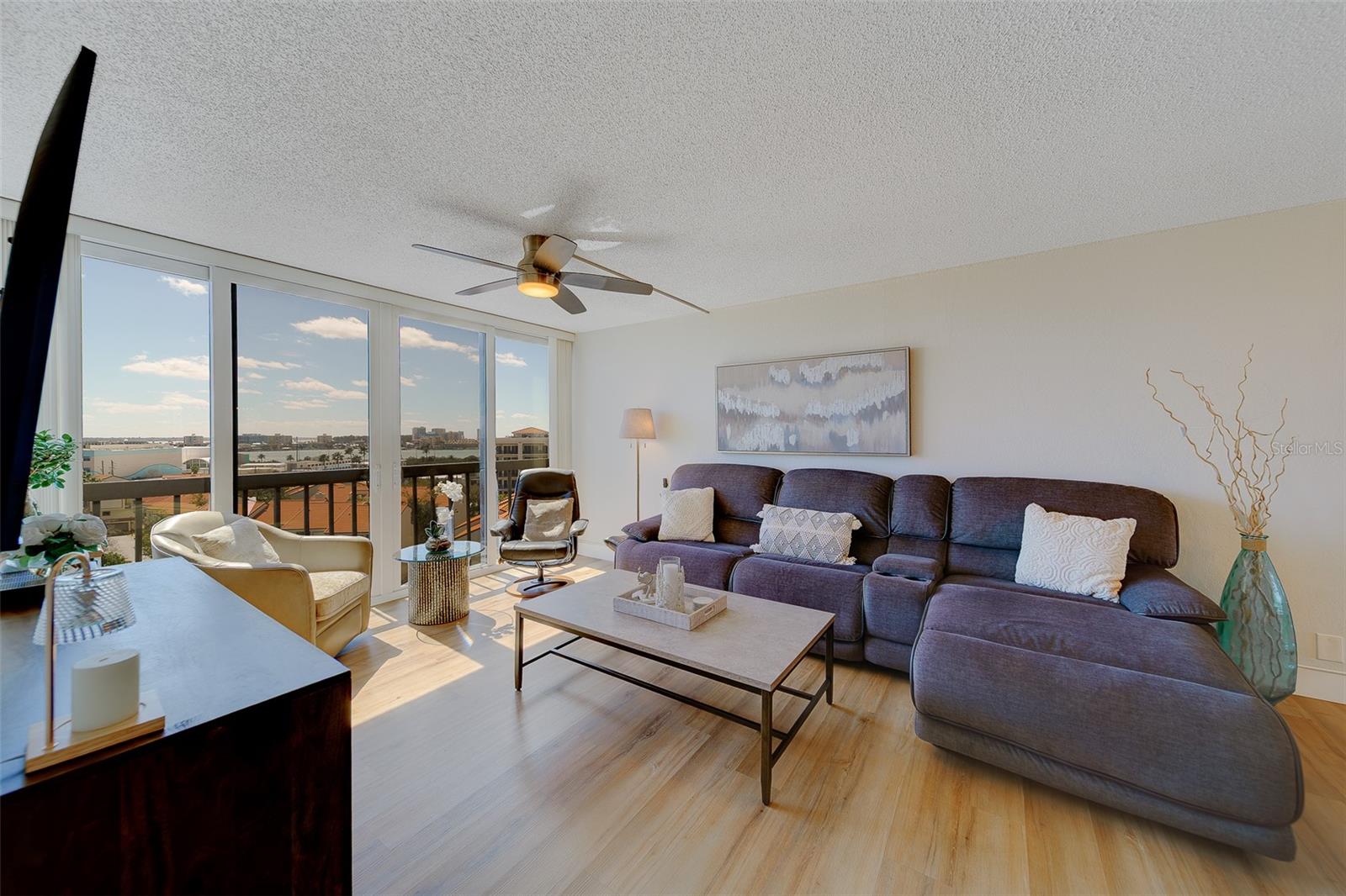 DOLPHIN COVE CLEARWATER - Residential