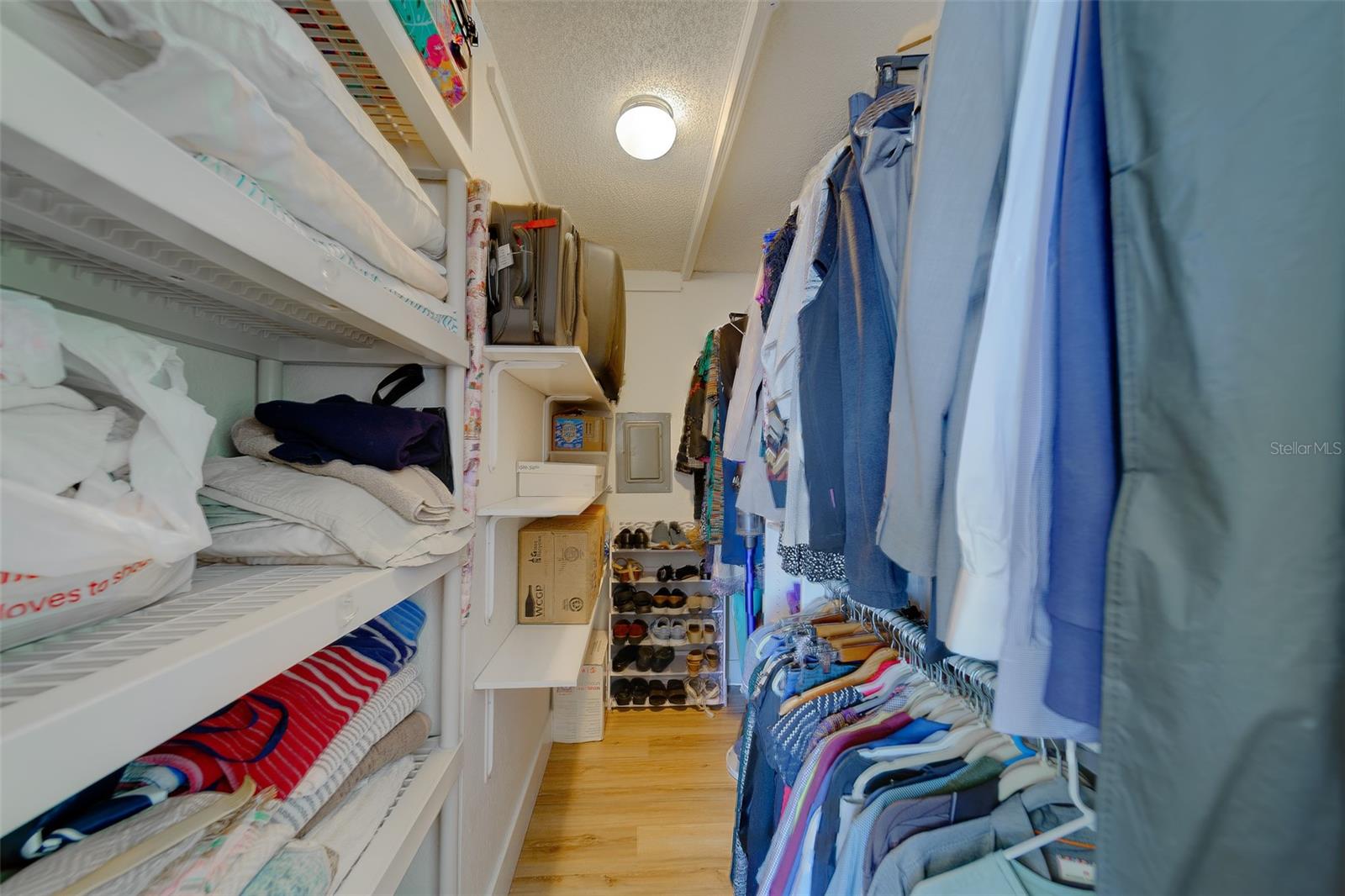 DOLPHIN COVE CLEARWATER - Residential