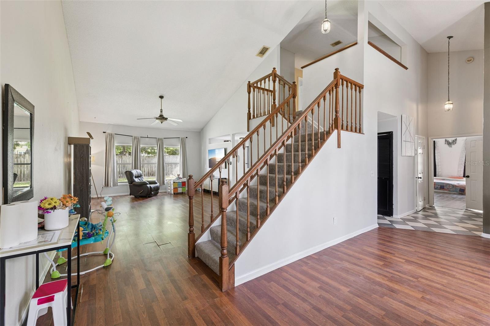 1513 OBERLIN TERRACE