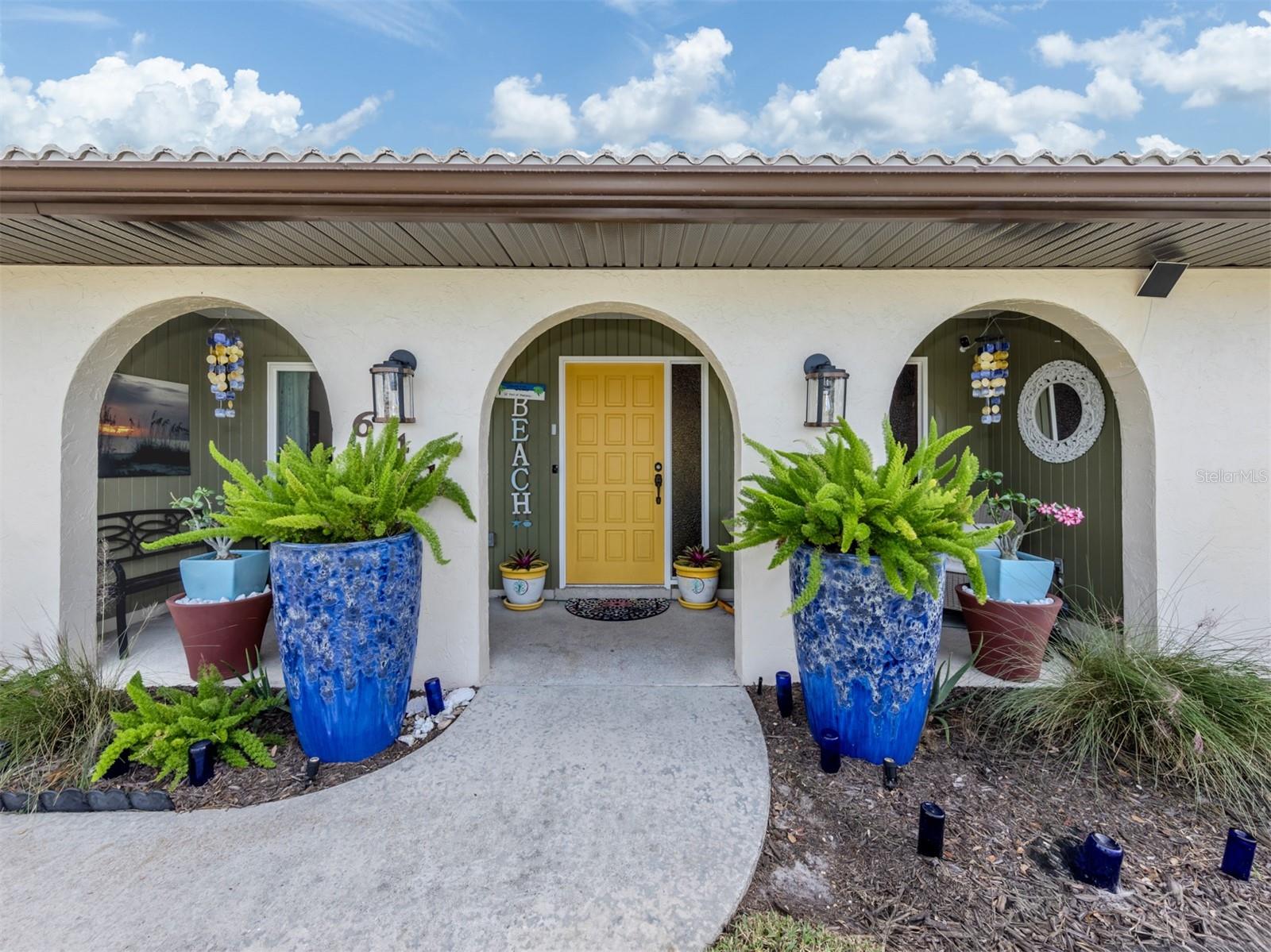 641 VERROCCHIO DRIVE