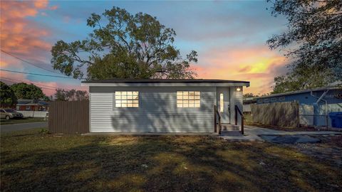 Photo of 3925 W Robson Street, Tampa, FL 33614 (MLS # TB8466588)