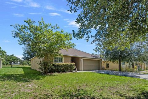 A home in GROVELAND