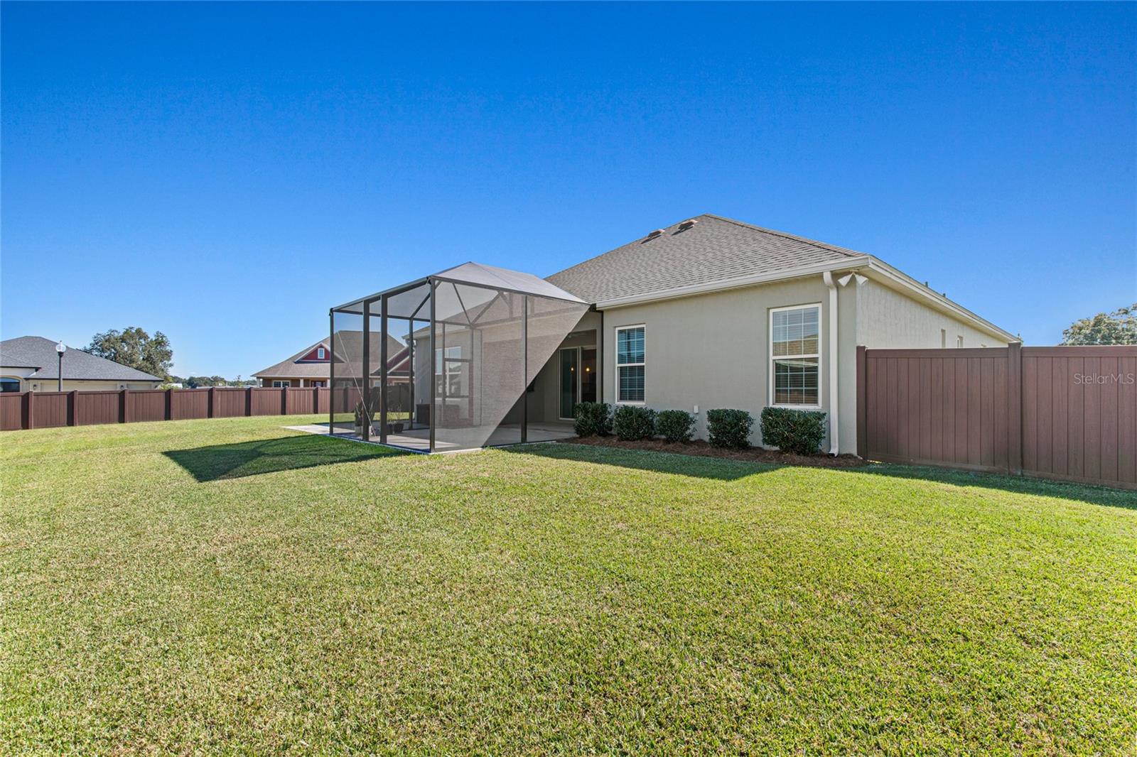 OXFORD OAKS - Residential