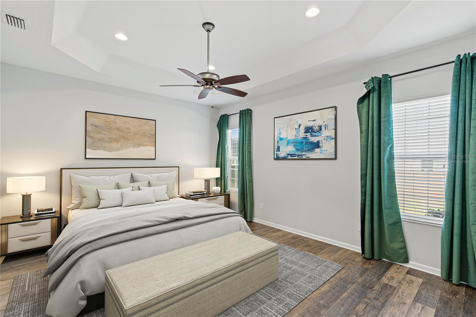 OXFORD OAKS - Residential