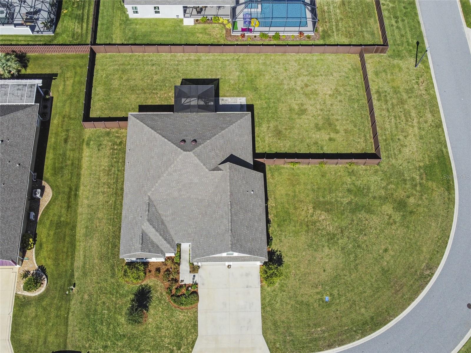 OXFORD OAKS - Residential