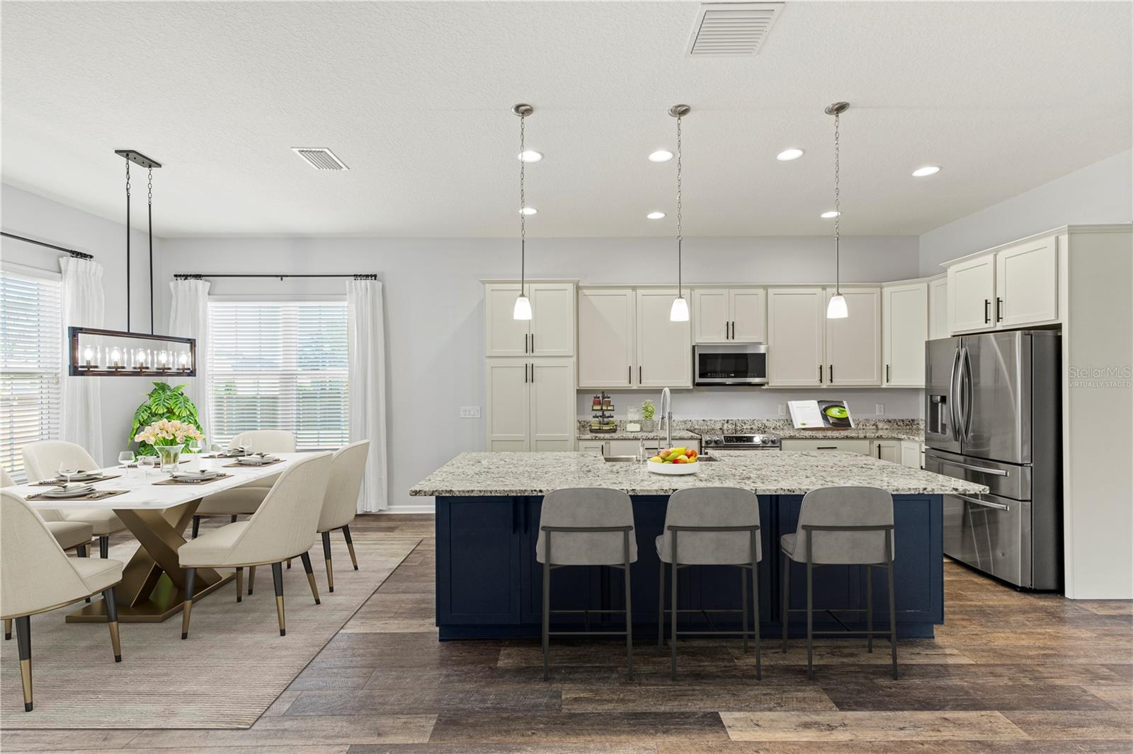 OXFORD OAKS - Residential