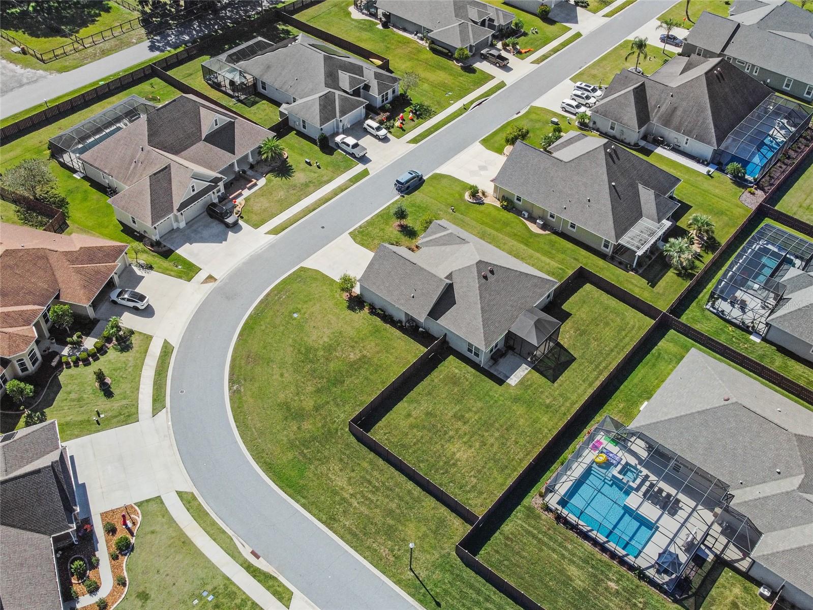 OXFORD OAKS - Residential