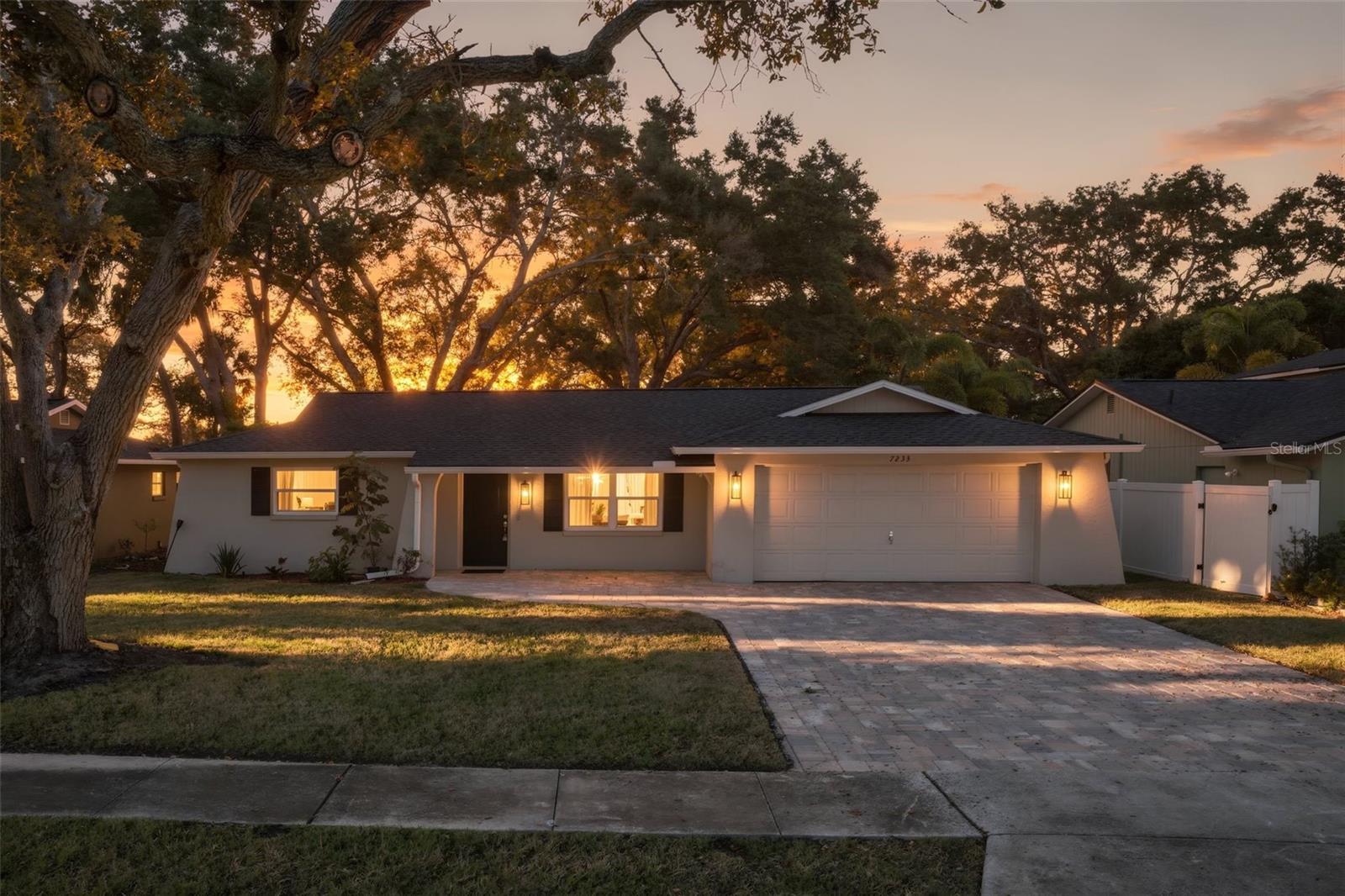 BONNIE BAY COUNTRY CLUB ESTATES-PHASE 5 - Residential