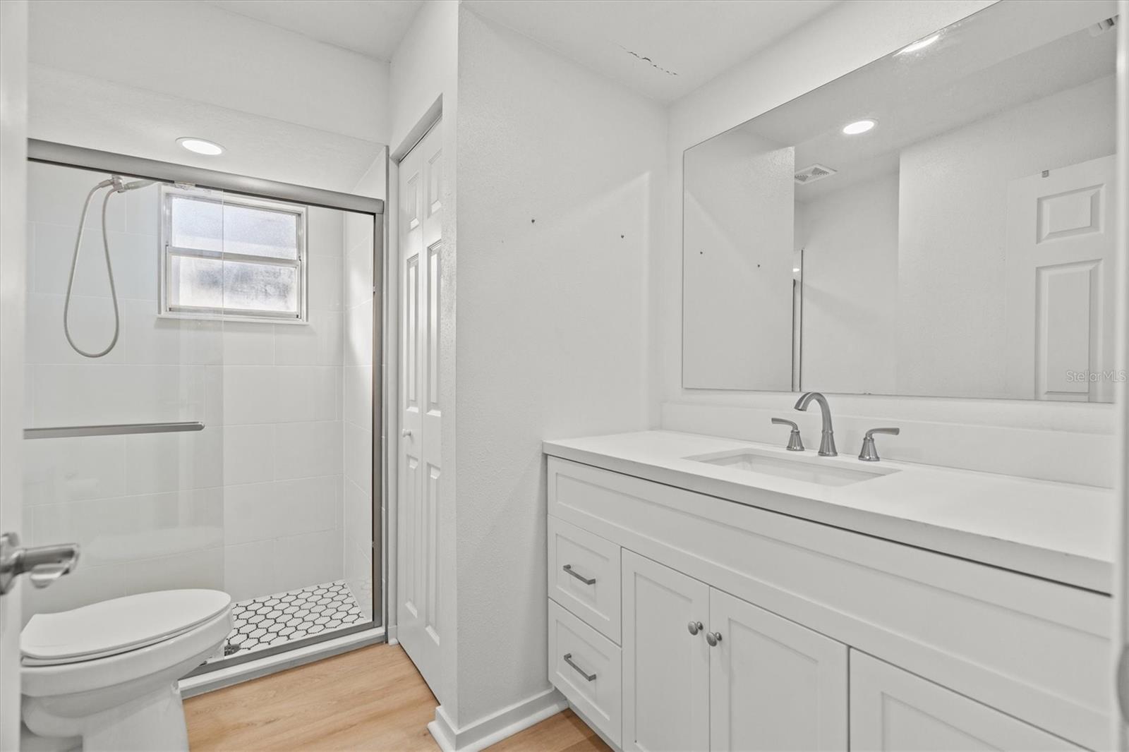 BONNIE BAY COUNTRY CLUB ESTATES-PHASE 5 - Residential