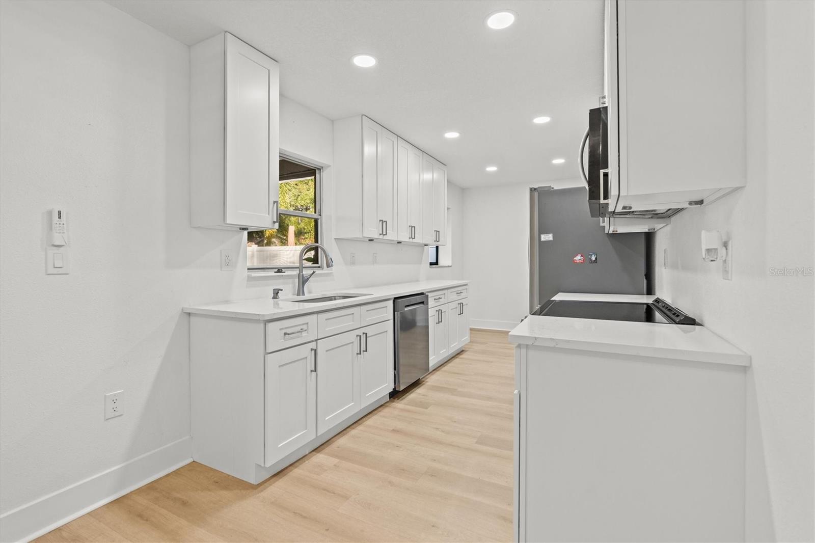 BONNIE BAY COUNTRY CLUB ESTATES-PHASE 5 - Residential