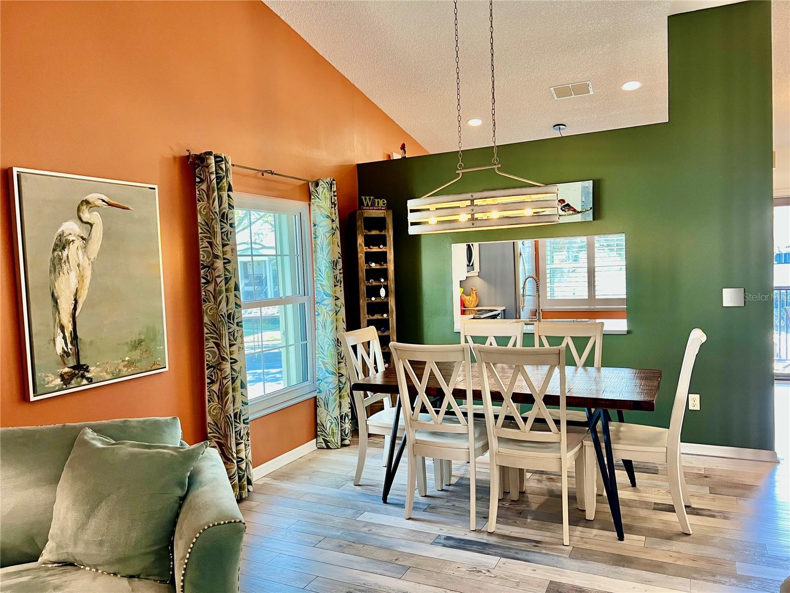 FOREST PARK CONDO - Residential