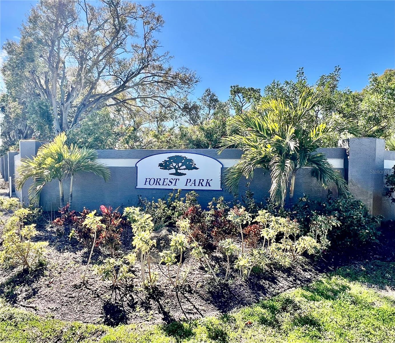 FOREST PARK CONDO - Residential