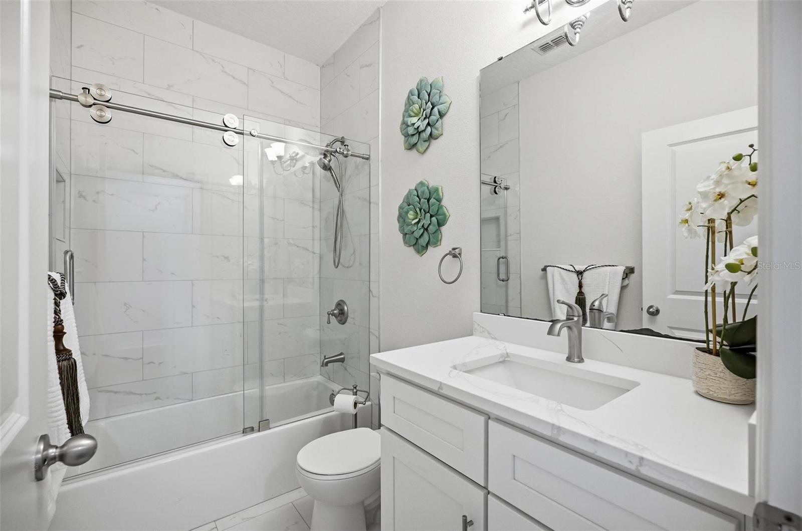 RESERVE/HLND MDWS - Residential