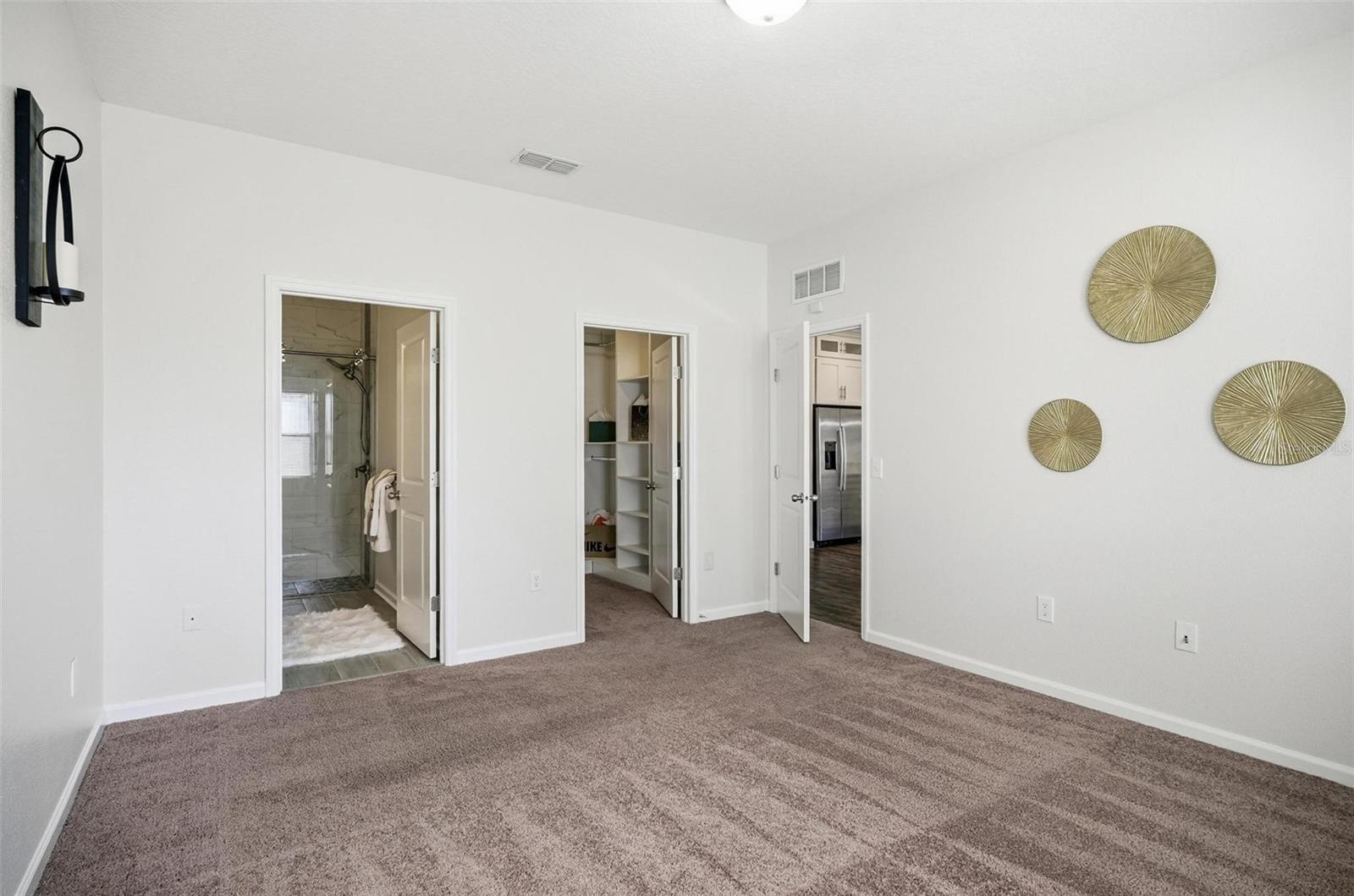 RESERVE/HLND MDWS - Residential