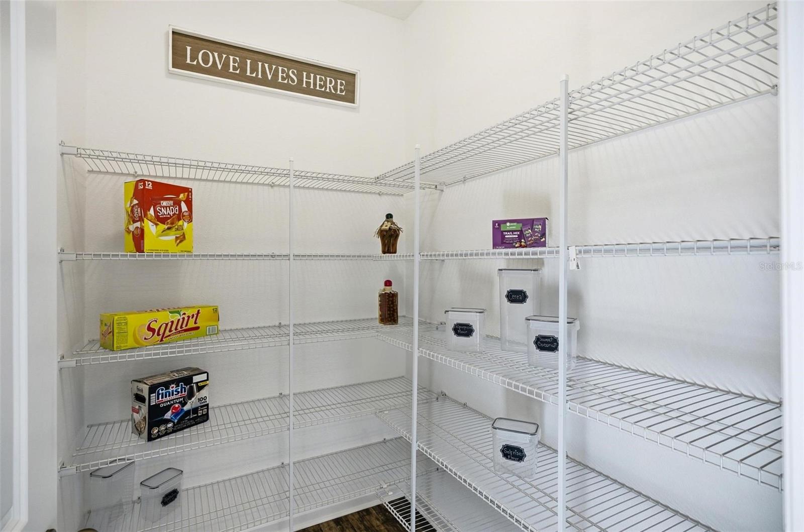 RESERVE/HLND MDWS - Residential