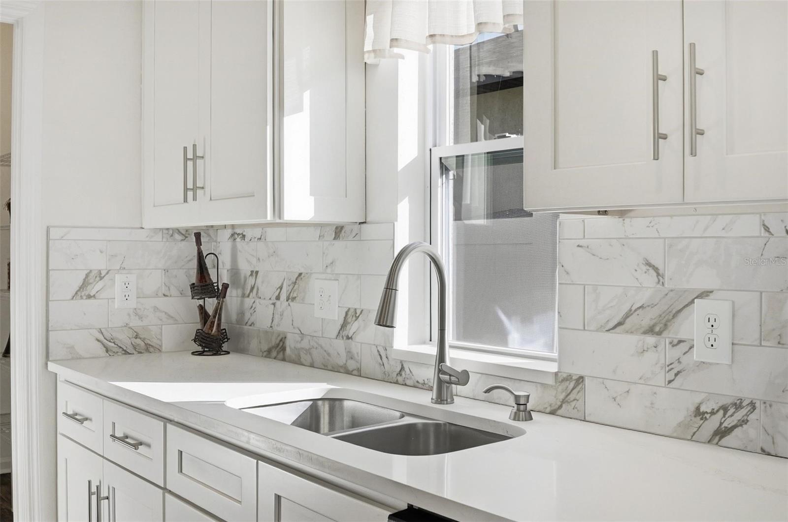 RESERVE/HLND MDWS - Residential