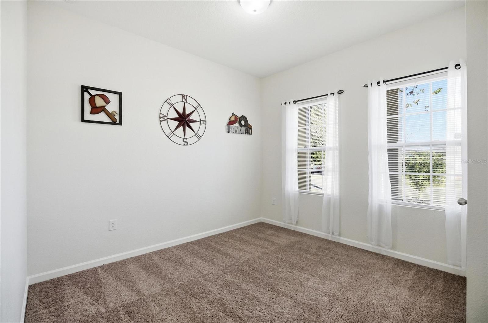 RESERVE/HLND MDWS - Residential