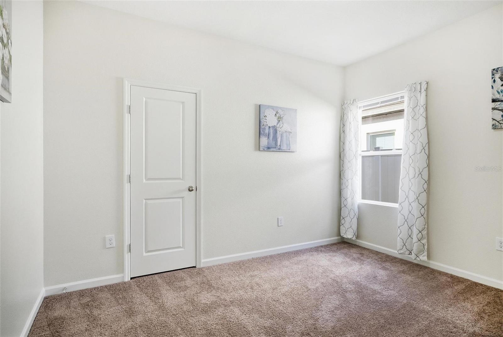 RESERVE/HLND MDWS - Residential