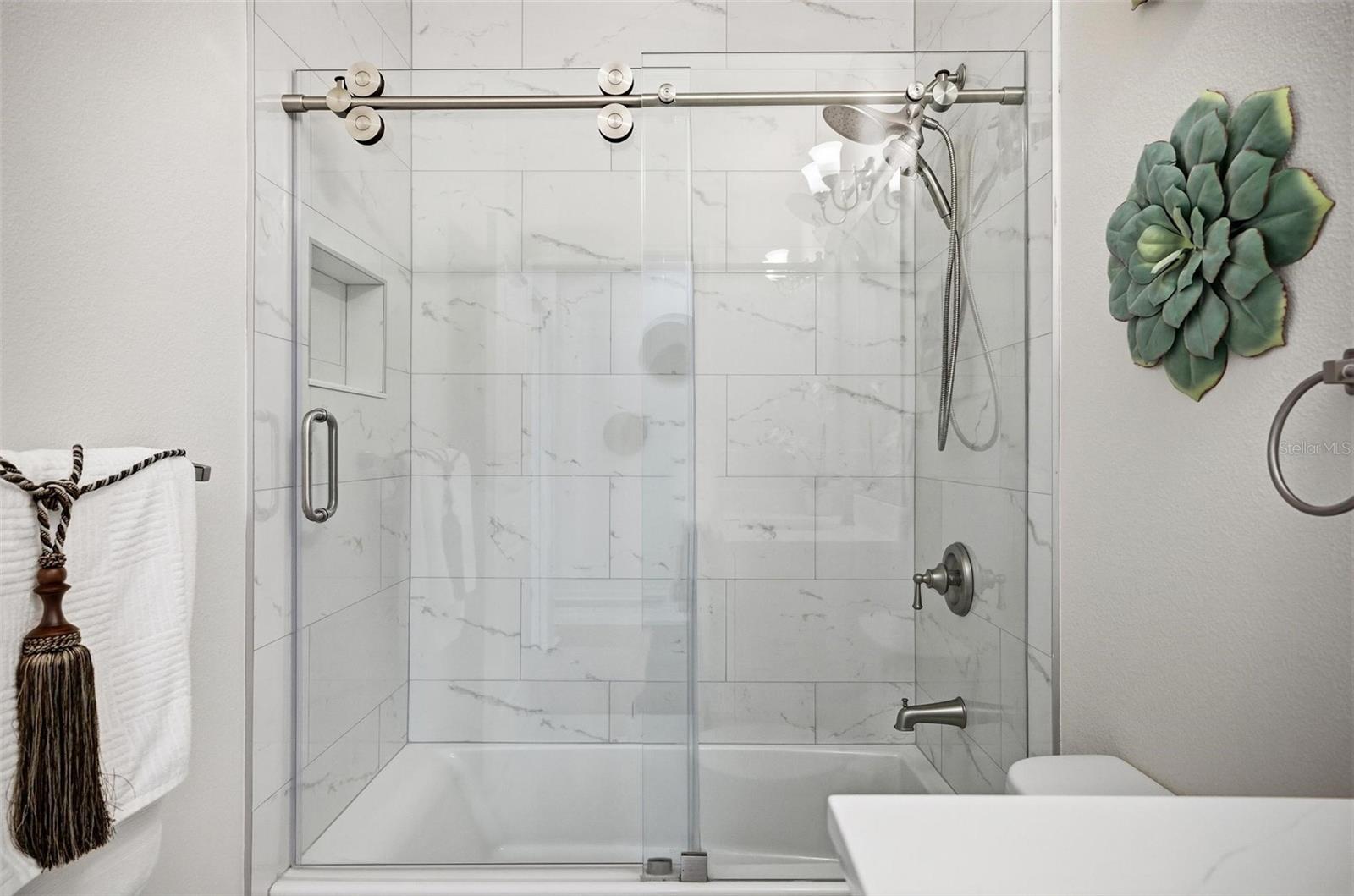 RESERVE/HLND MDWS - Residential