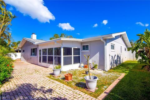 A home in SEMINOLE