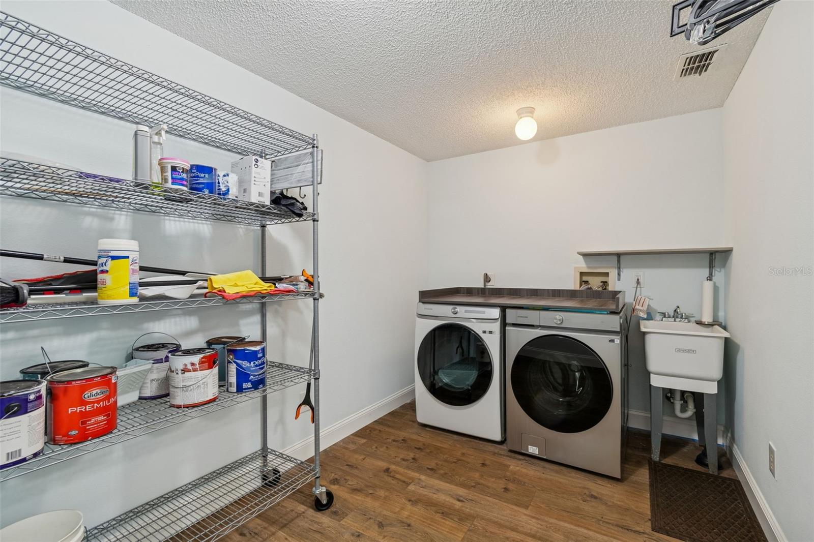 TERRACE PARK OF FIVE TOWNS - Residential