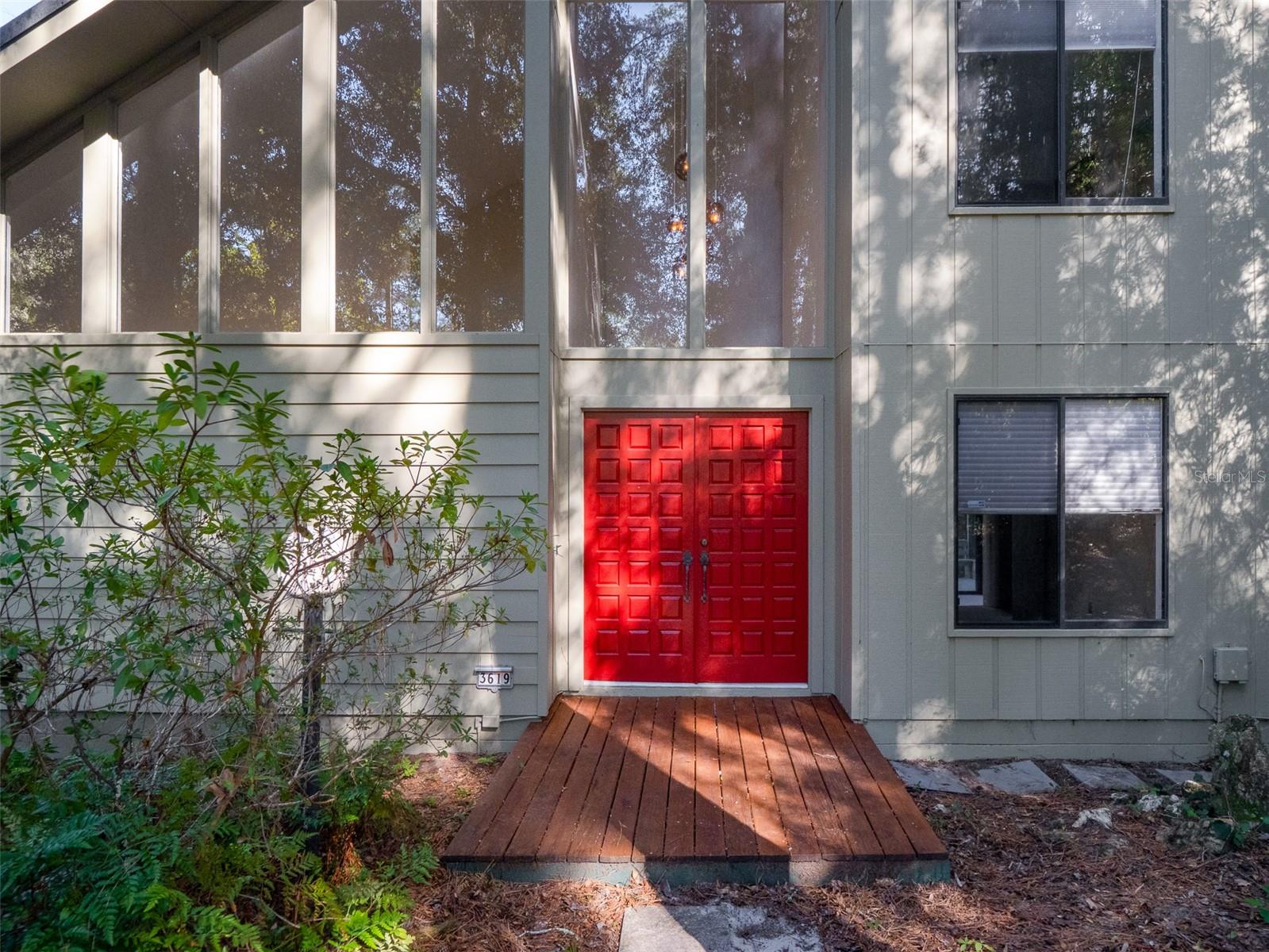 VALLEY THE - Residential