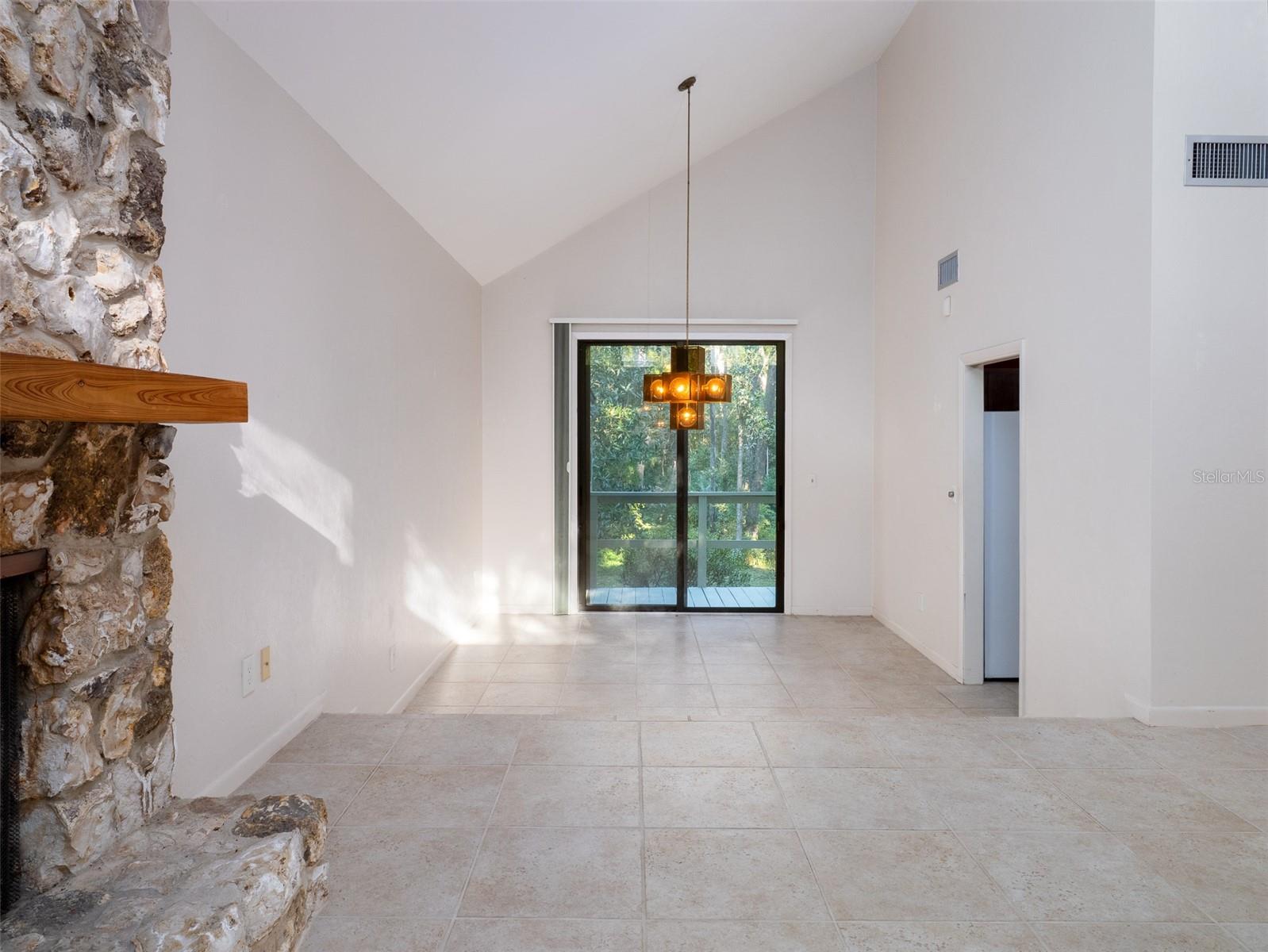 VALLEY THE - Residential