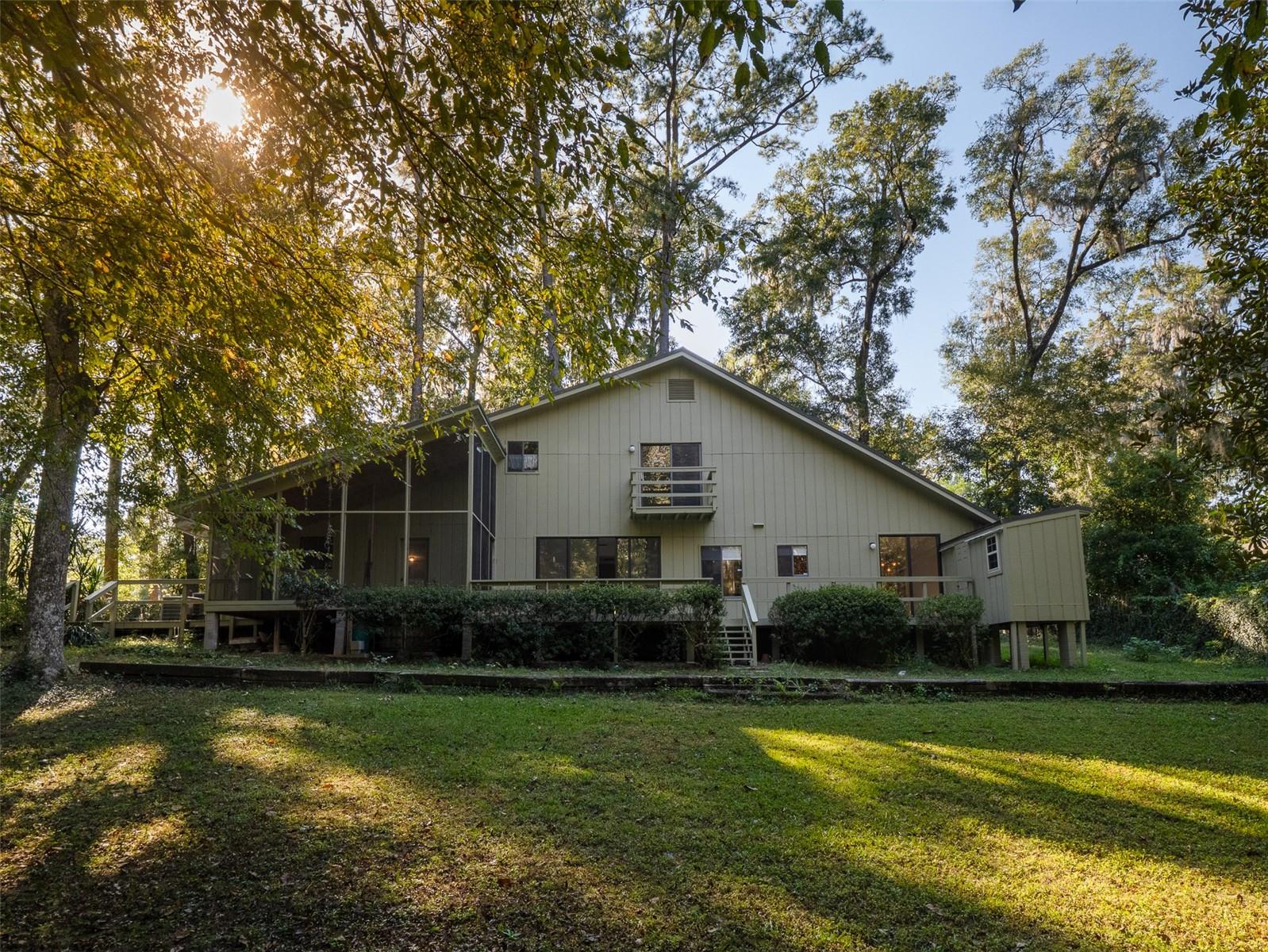 VALLEY THE - Residential