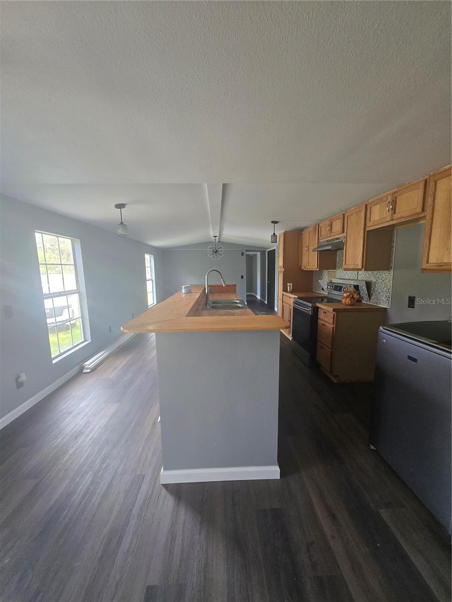 MIDWAY GARDENS - Residential