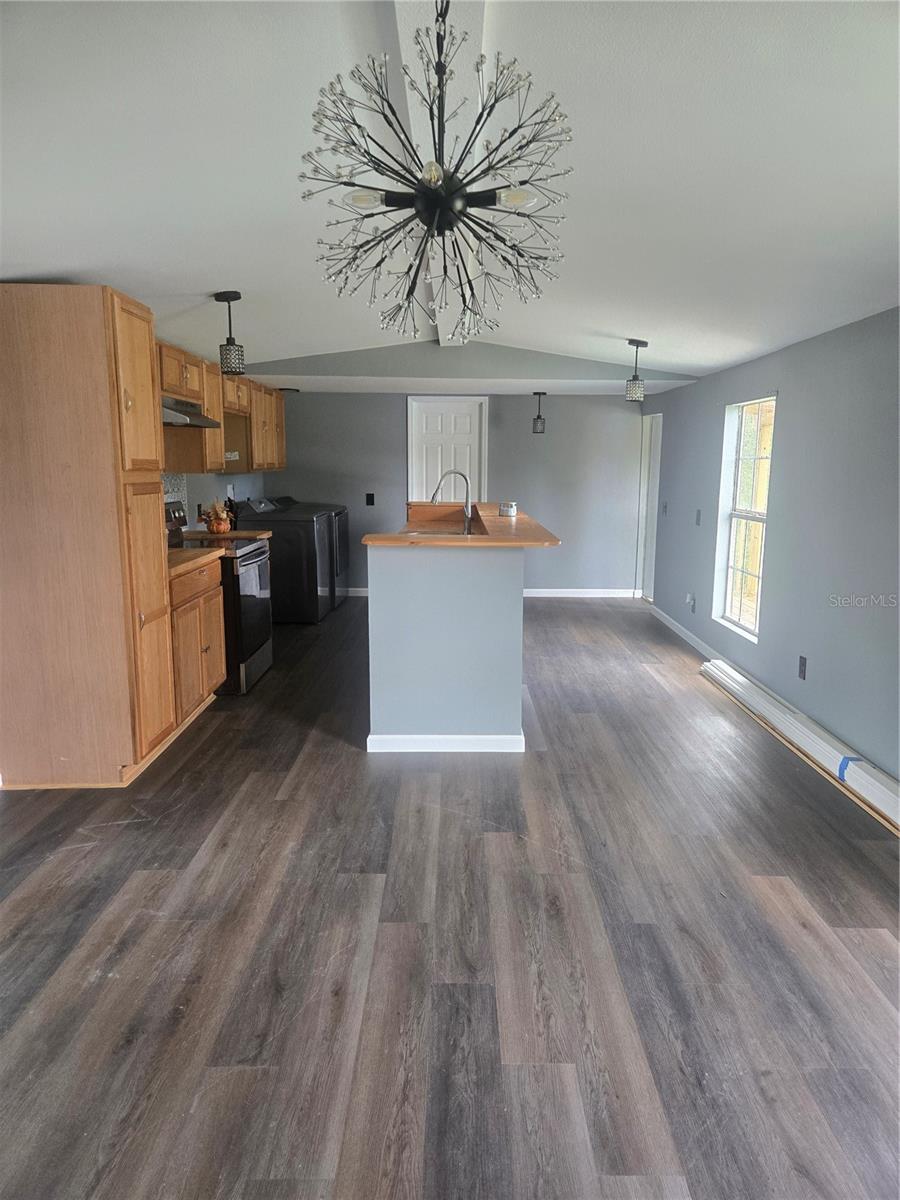 MIDWAY GARDENS - Residential