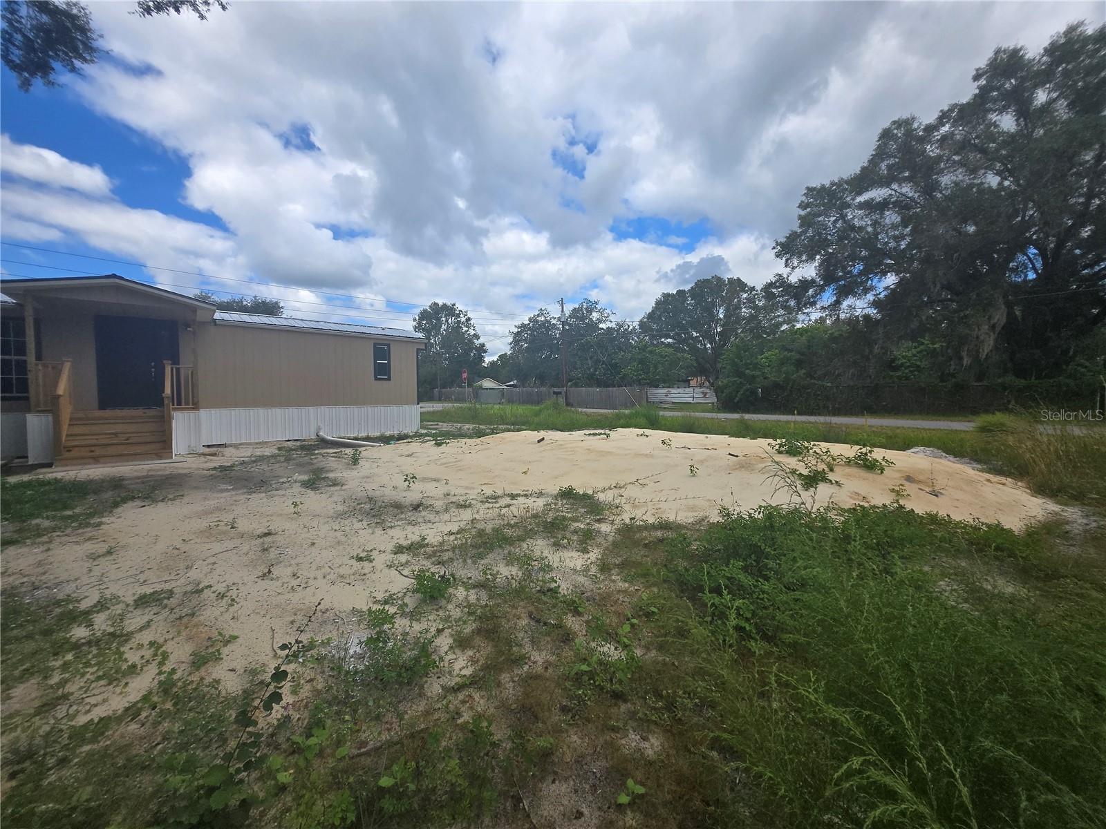 MIDWAY GARDENS - Residential