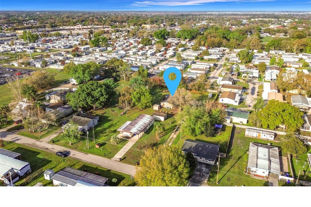 Photo of 820 Robinson Avenue, Saint Cloud, FL 34769 (MLS # O6389283)