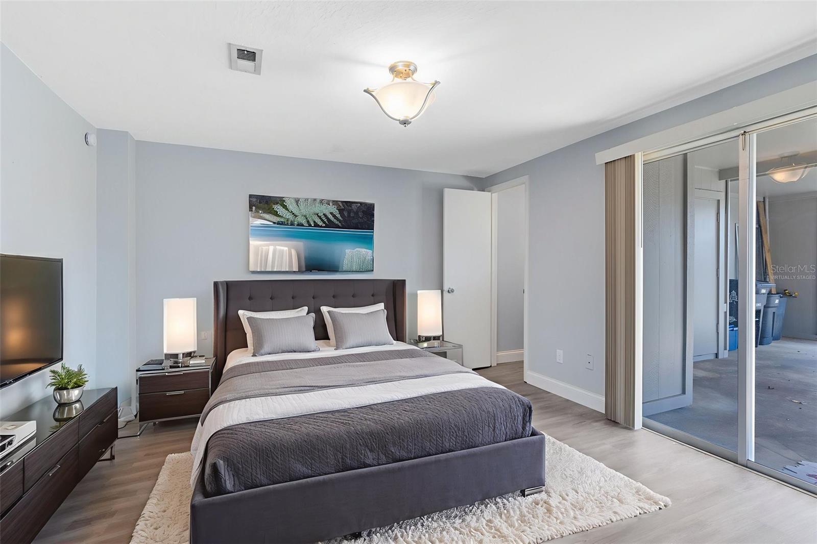 RAMBLEWOOD CONDO - Residential