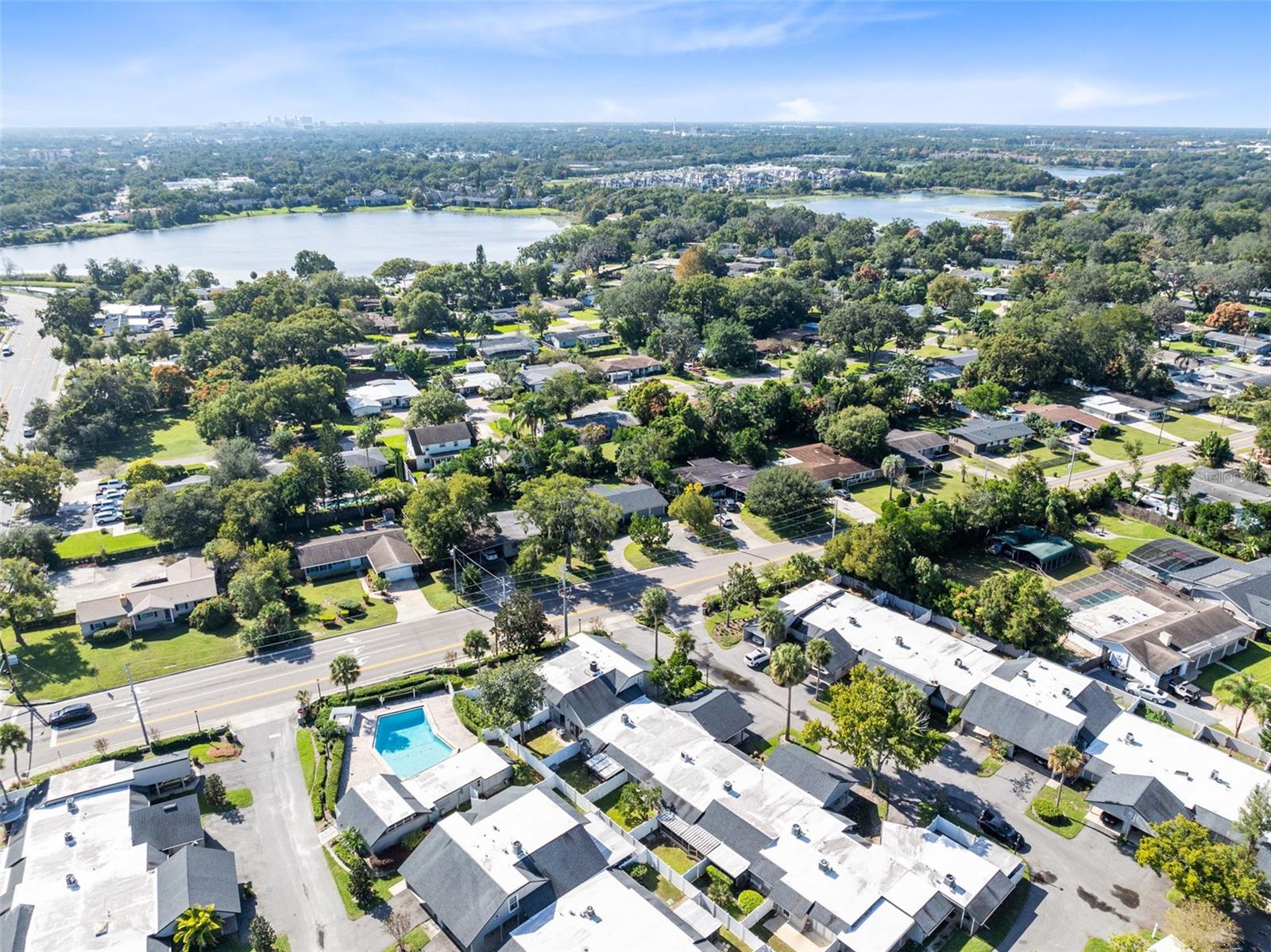 RAMBLEWOOD CONDO - Residential