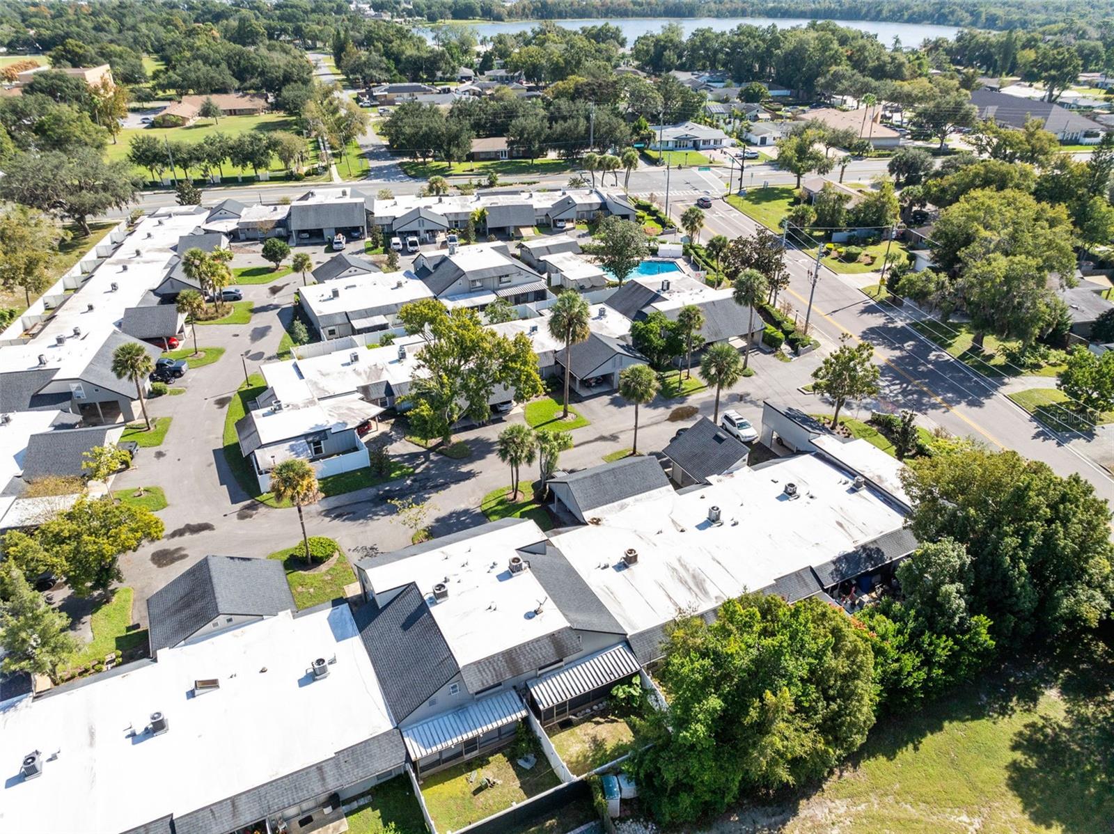 RAMBLEWOOD CONDO - Residential