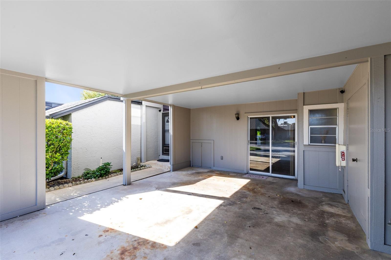 RAMBLEWOOD CONDO - Residential