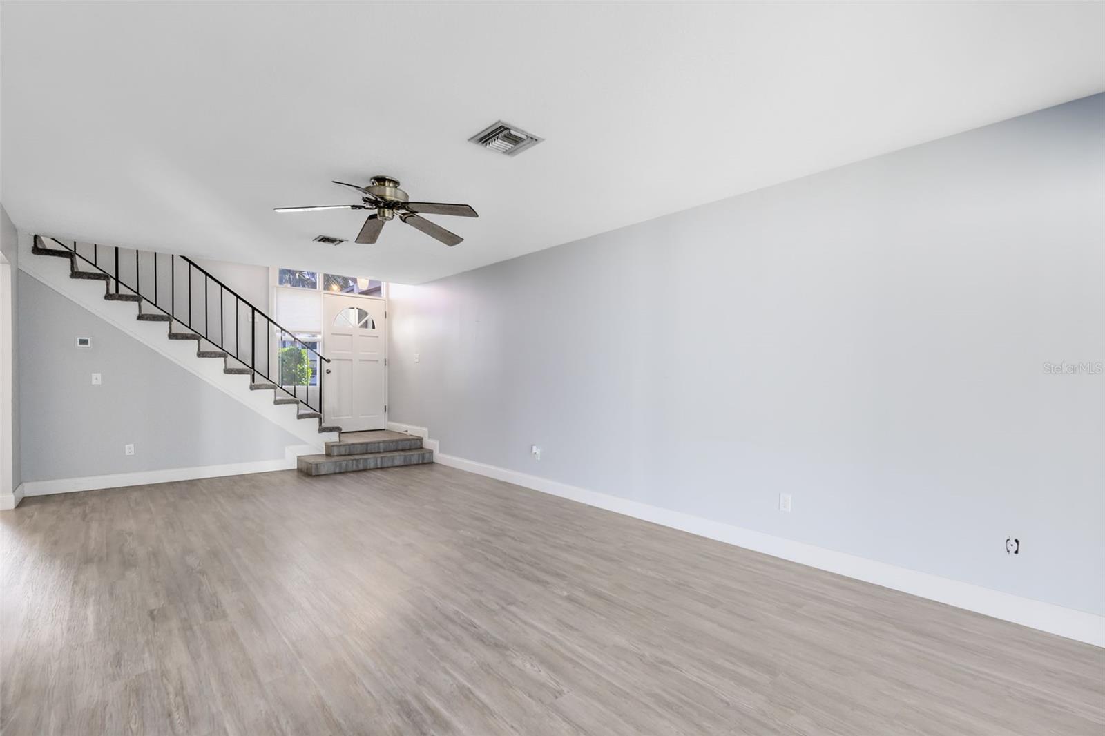 RAMBLEWOOD CONDO - Residential