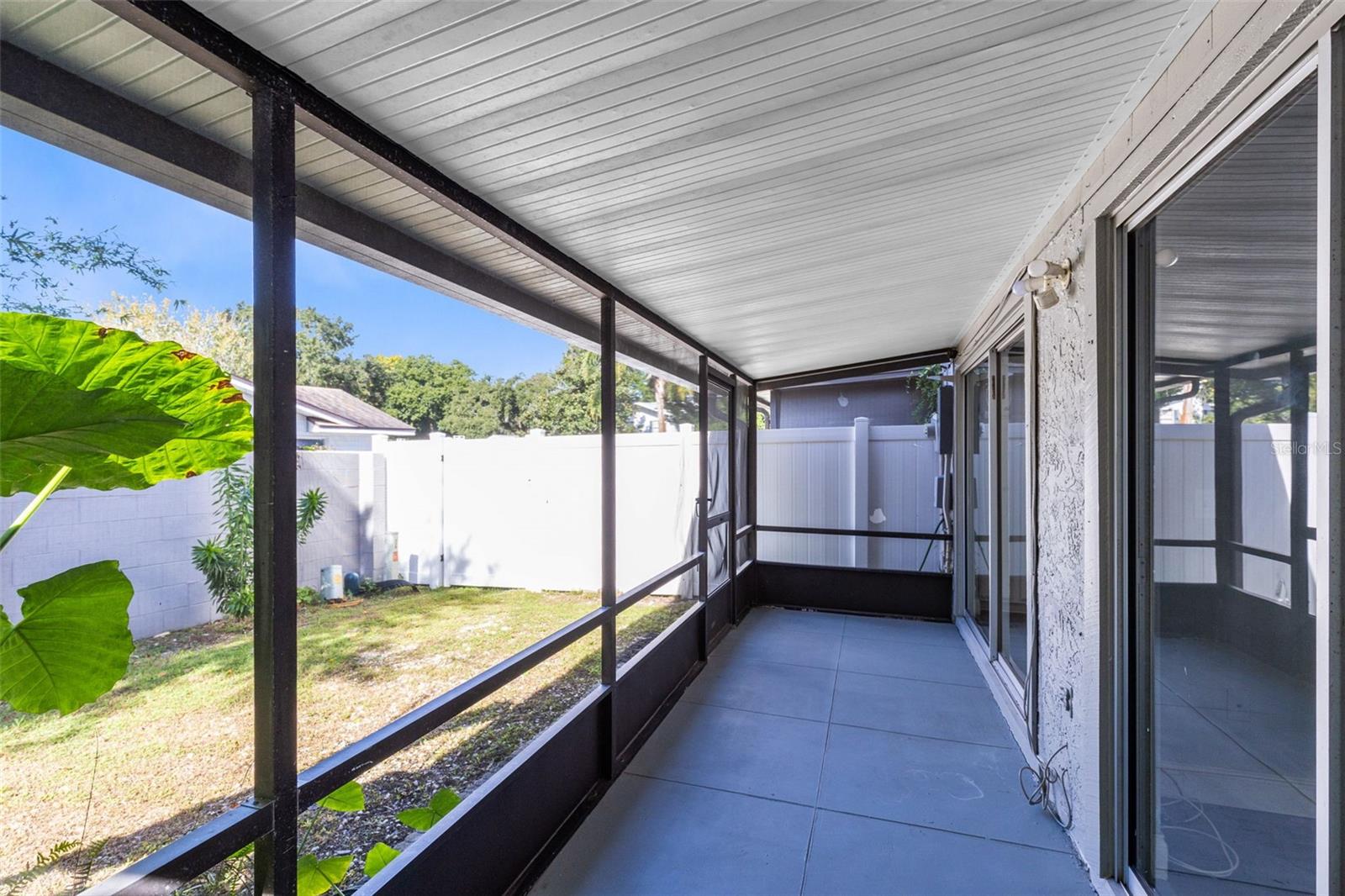 RAMBLEWOOD CONDO - Residential