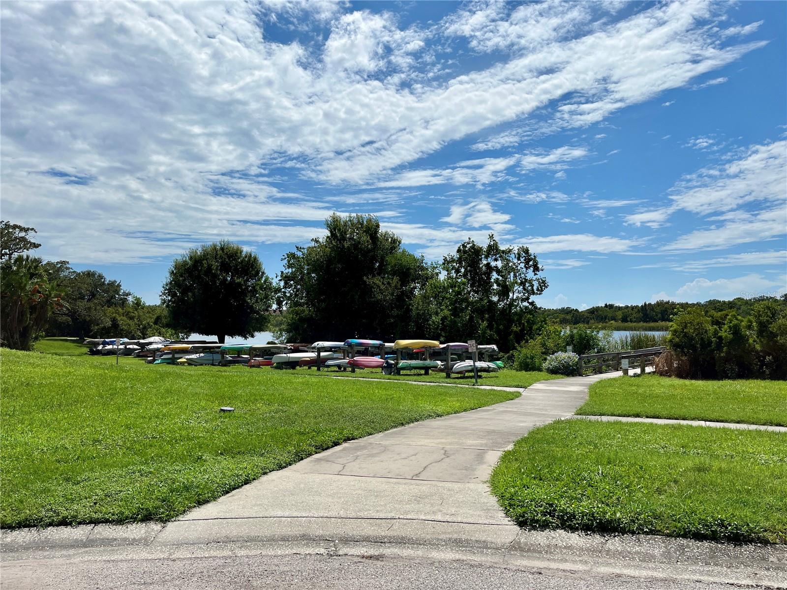 ON TOP OF THE WORLD - Residential