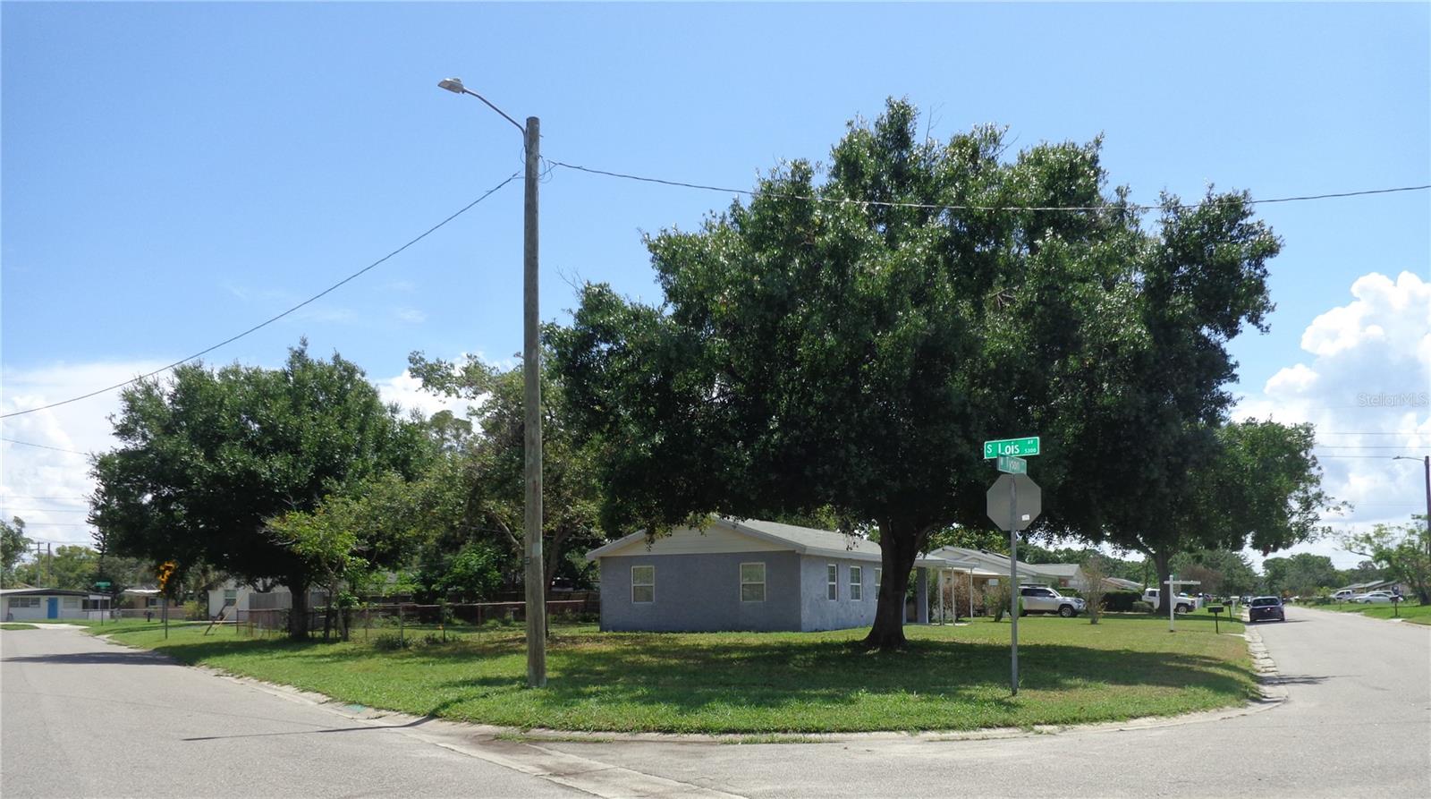 4105 W TYSON AVENUE