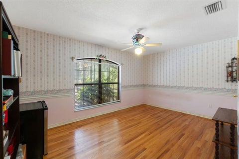Tiny photo for 8943 Silver Lake Drive, Leesburg, FL 34788 (MLS # TB8553526)