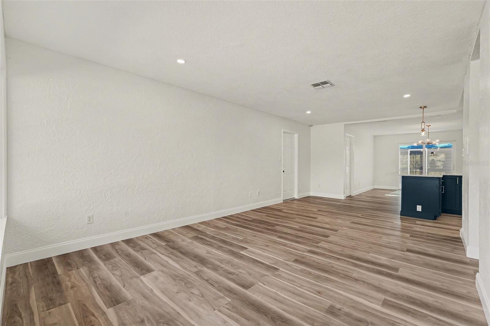 LAKEWOOD ESTATES SEC D - Residential