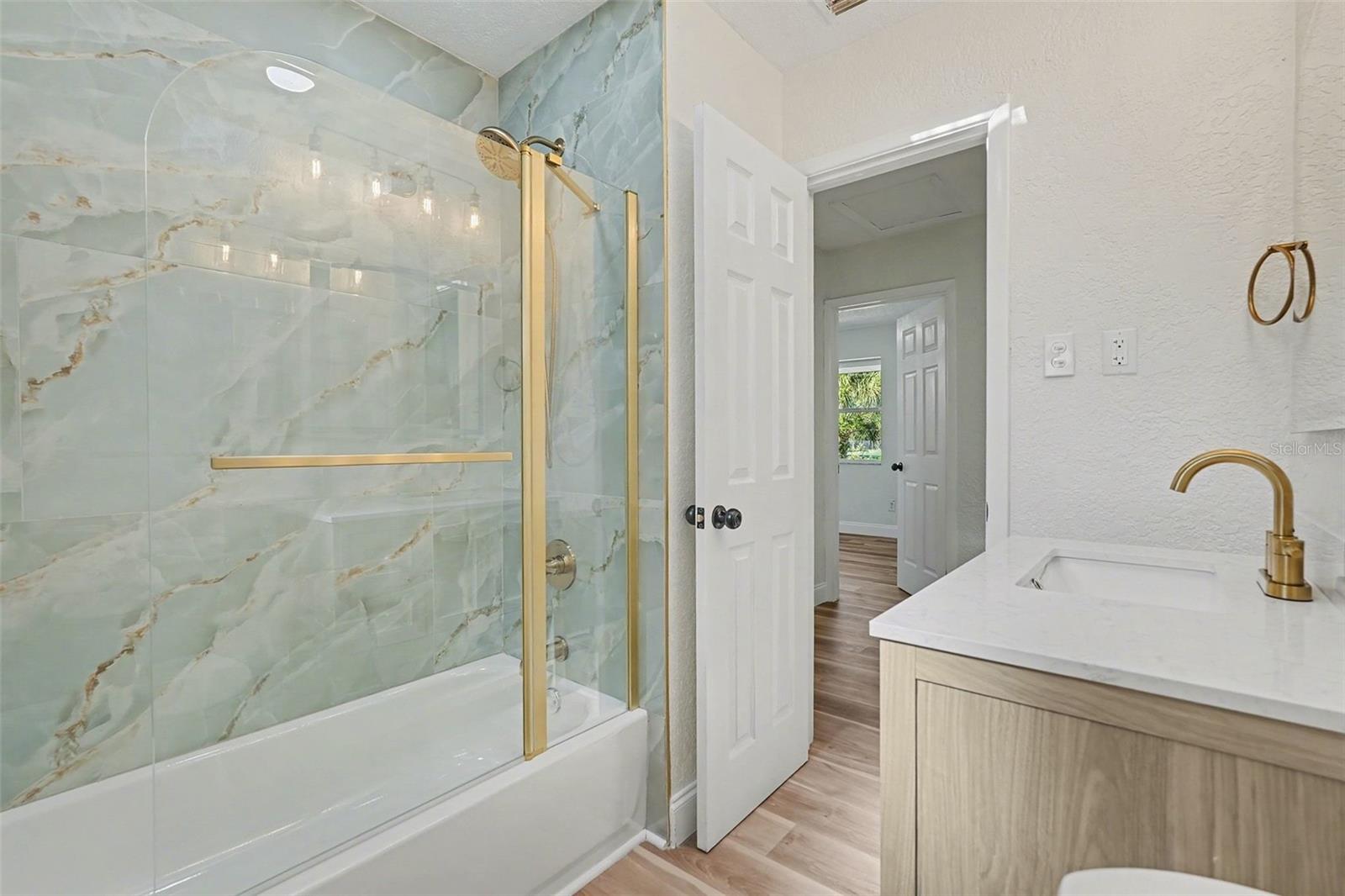 LAKEWOOD ESTATES SEC D - Residential