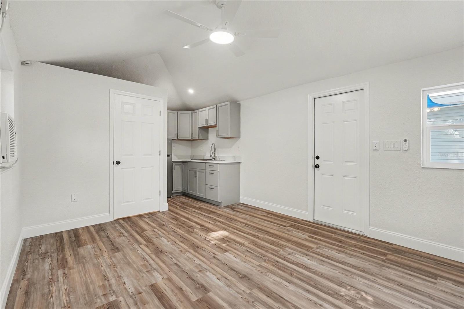 LAKEWOOD ESTATES SEC D - Residential