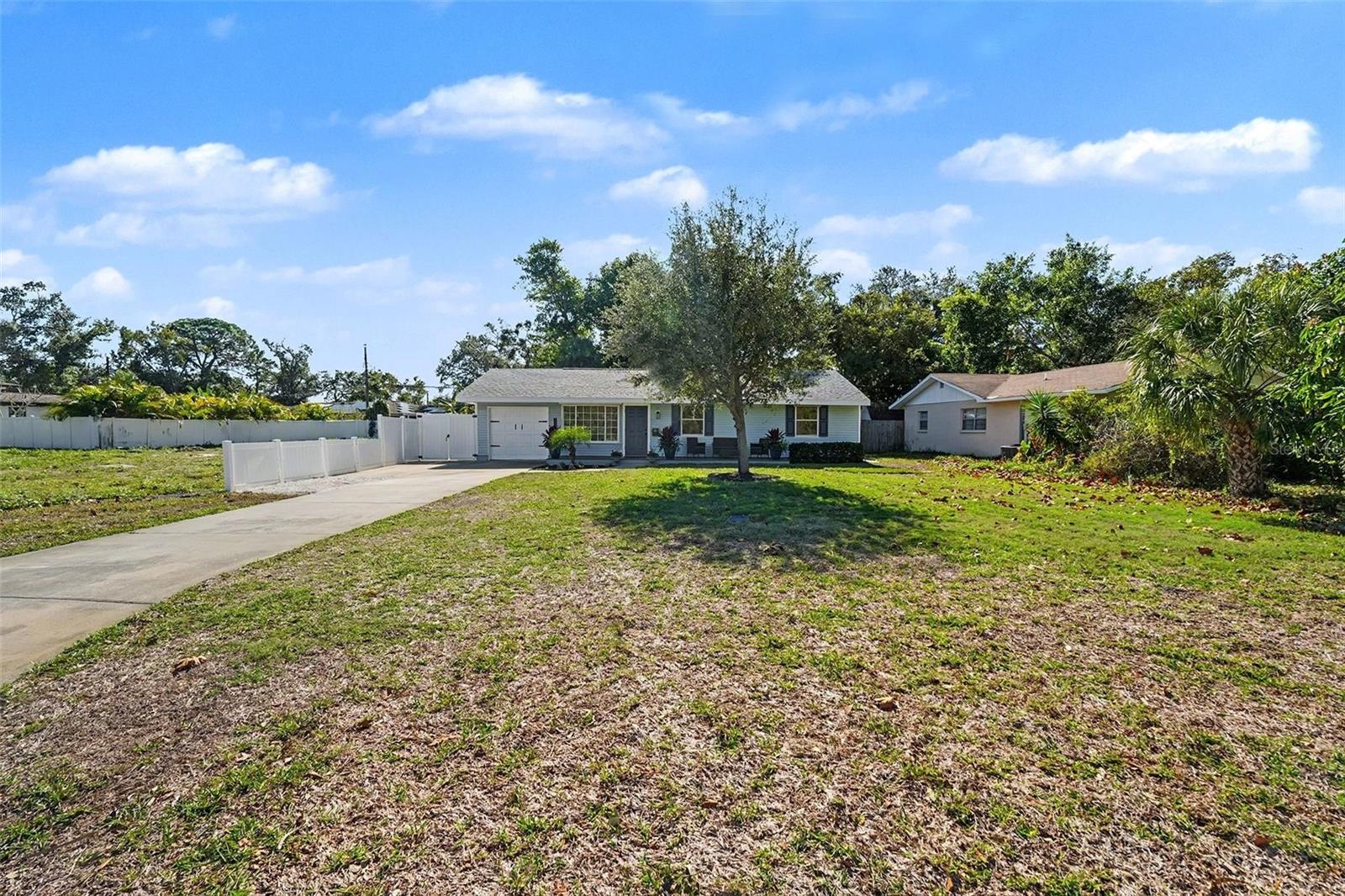LAKEWOOD ESTATES SEC D - Residential