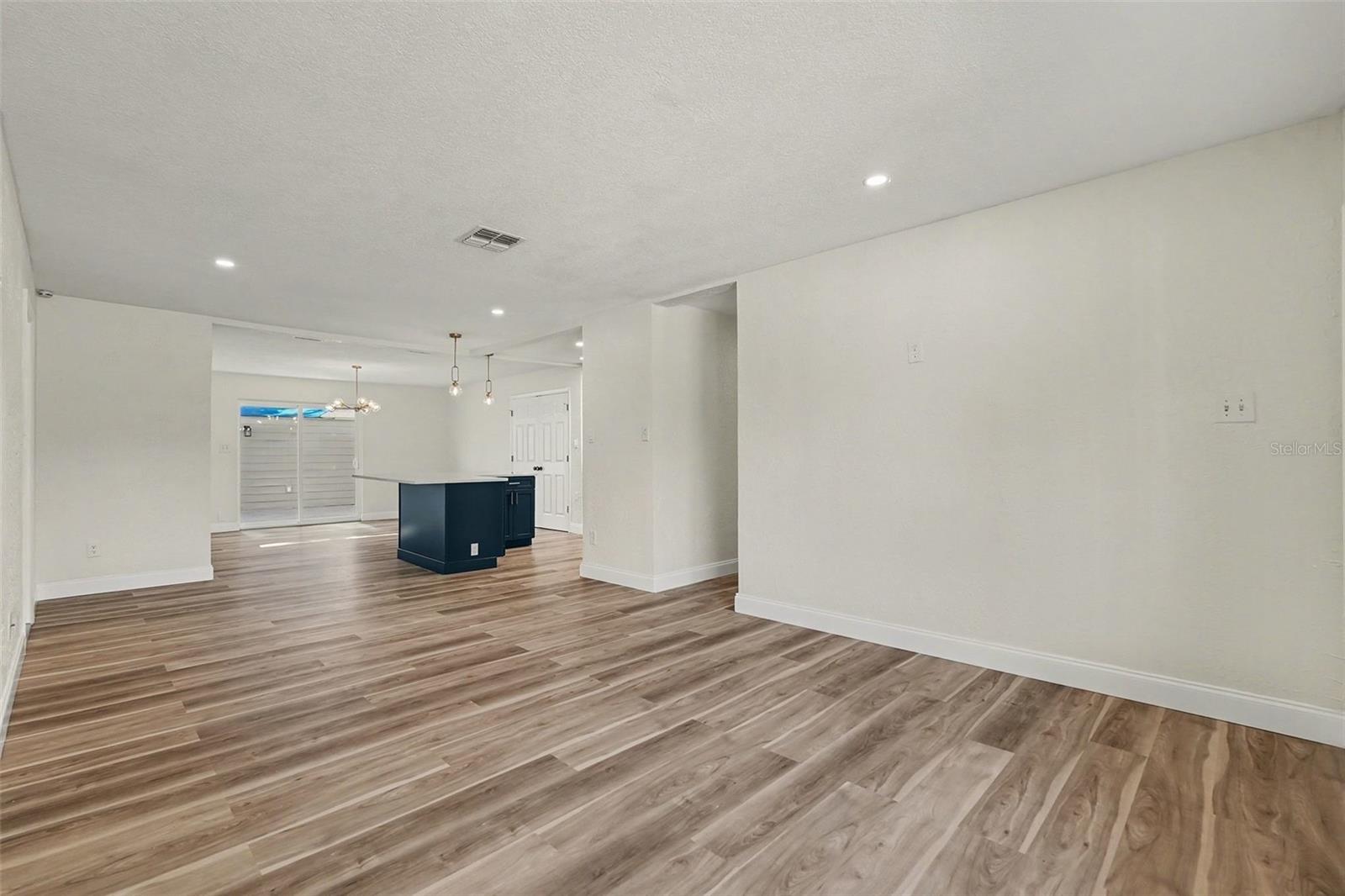 LAKEWOOD ESTATES SEC D - Residential